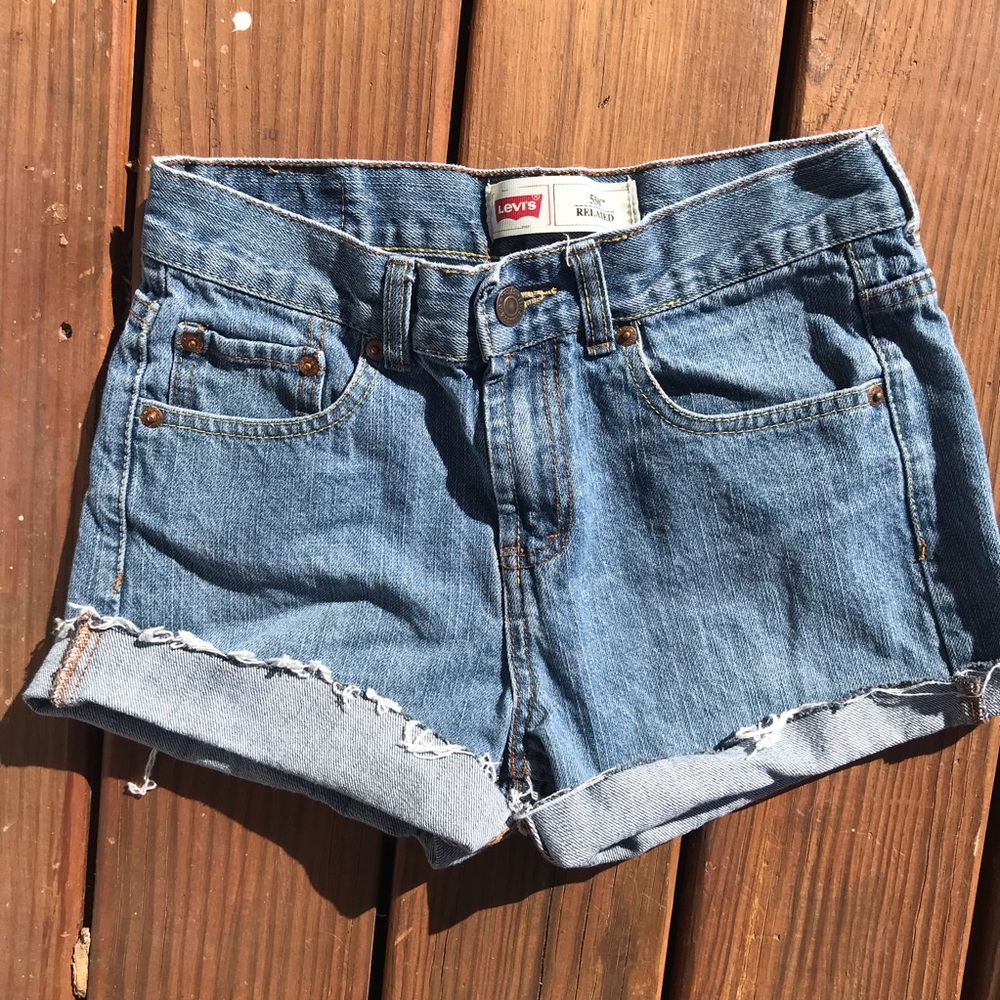 SOLD Levi cutoffs - Picture 2 of 4